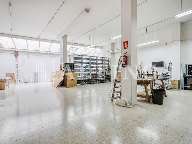 Foto 6942a985-2aed-4409-bbe9-e2189843b14a. Local comercial a La Sagrera Barcelona