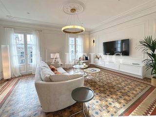 Etagenwohnung  Ronda ronda universitat. Exclusivo piso reformado a estrenar junto a plaza catalunya