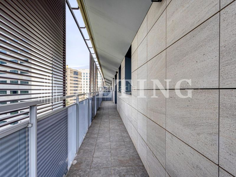 Foto e873f101-6d9e-4d55-8fee-cb7a04de3d44. Pis amb aparcament piscina a Barri de les Corts Barcelona
