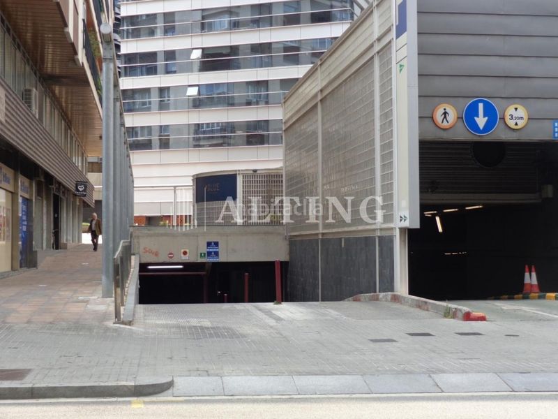 Foto a1f7f656-ad2b-41aa-92aa-41f29eaed26e. Miete autoparkplatz in avenida diagonal 477 in L´Antiga Esquerra de l´Eixample Barcelona