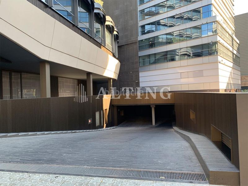Foto edb33ee8-0a59-4fea-a4c1-785a94d4c30f. Miete autoparkplatz in avenida diagonal 477 in L´Antiga Esquerra de l´Eixample Barcelona