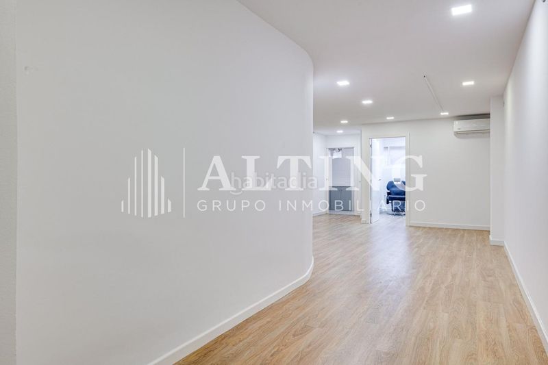 Foto 45e3adb1-c489-4b89-93ce-e276b9eac879. Local comercial en carrer villarroel 191 local comercial en venta en rentabilidad frente al hospital clínic en Barcelona
