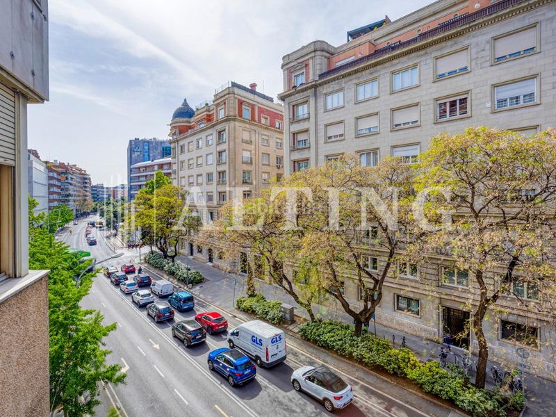 Foto c91c8825-7c77-49e8-8bb3-b29b5cc01ddf. Pis amb calefacció aparcament a Sant Gervasi - Galvany Barcelona