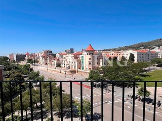 Pis  Carrer alfambra. Exclusiva vivienda reformada a estrenar en el corazón de pedralb
