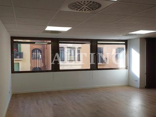 Lloguer Oficina  Via augusta. Oficina lista para entrar en zona prime de sarriàsant gervasi