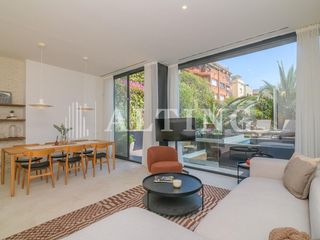 Pis a Carrer carrer aribau 306. Espectacular planta baja dúplex de diseño con terraza y piscina