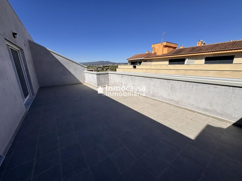 Foto f649b149-f718-475f-8e0a-d9fea6a3059c. Àtic amb aparcament a Xàtiva