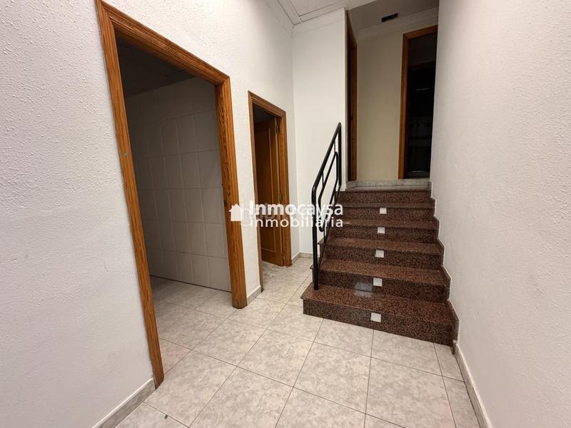 Foto bb199498-cdf0-4918-b887-7d76adf0dd9a. Lloguer local comercial a Xàtiva