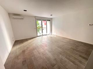 Location Appartement  Carrer 25 d'abril. Piso con garaje