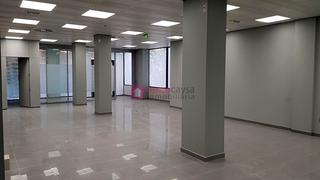 Lloguer Local Comercial  Carrer sant cristòfol. Local comercial