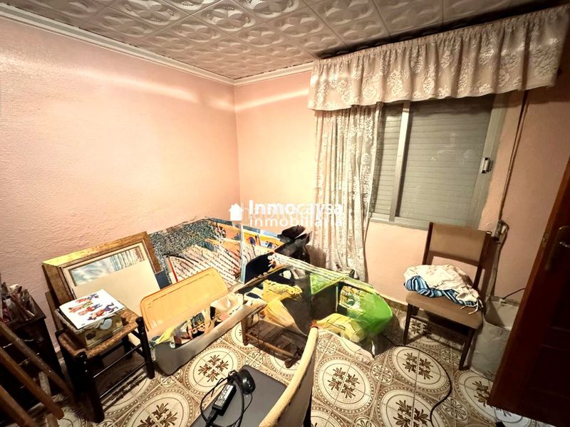 Foto 046487f7-b3be-4fe1-bc97-e089a0b1fd1b. Pis a Xàtiva