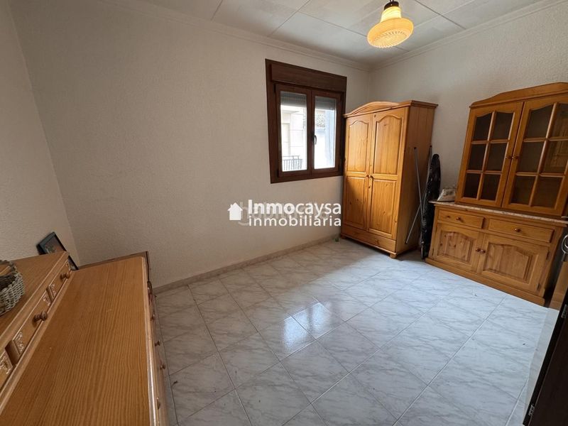 Foto f7978e3e-6454-4464-84be-b5c28d30d054. Casa a Novetlè