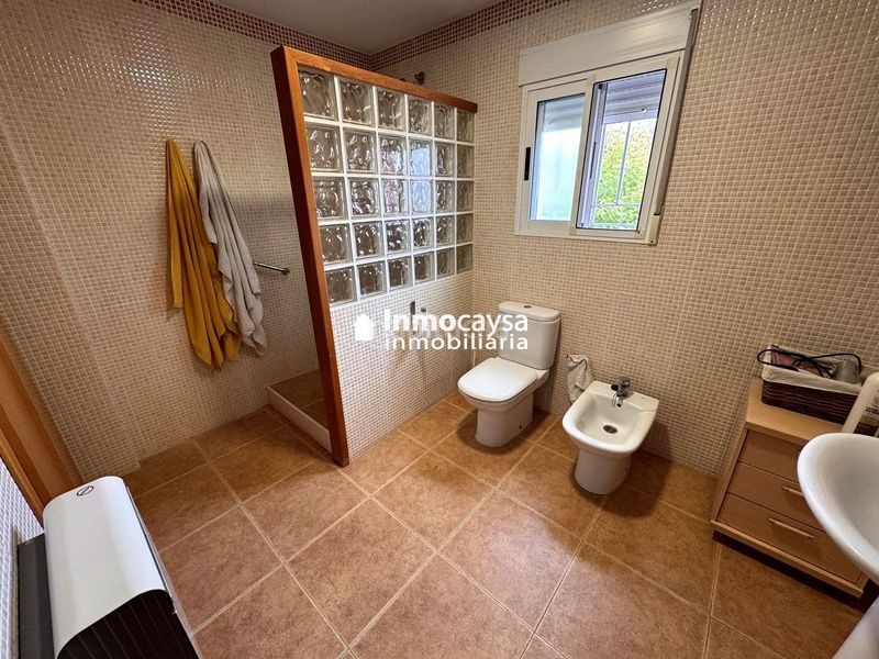 Foto 535ef7a0-4fa3-4114-a7dd-b944e0ea7ad4. Casa amb aparcament piscina a Xàtiva