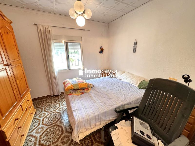 Foto b0a9069d-378a-4d8f-b22b-71993288c206. Casa amb piscina a Xàtiva