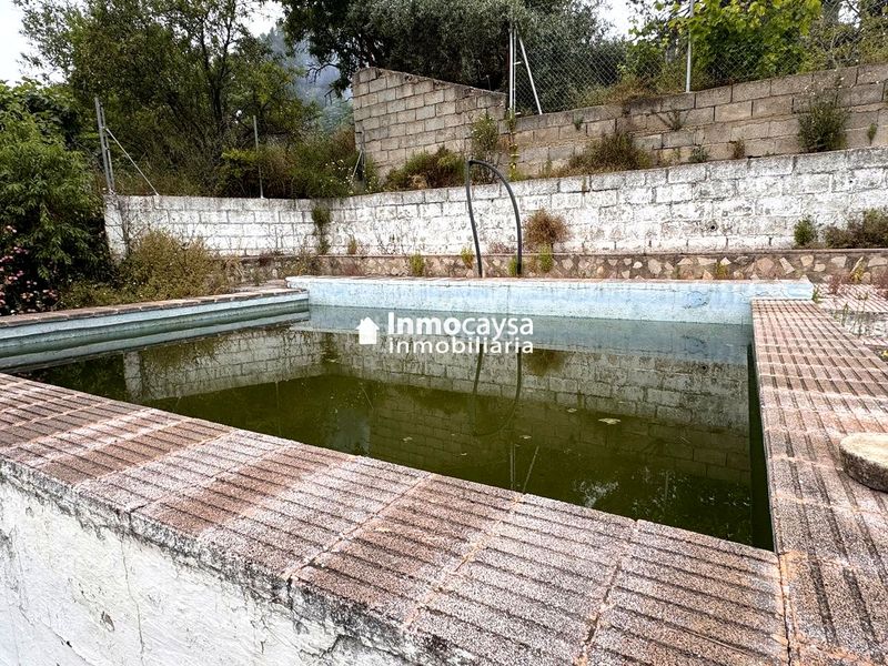 Foto b1b7948f-fb28-4f78-a172-ba622098f673. Casa amb piscina a Xàtiva