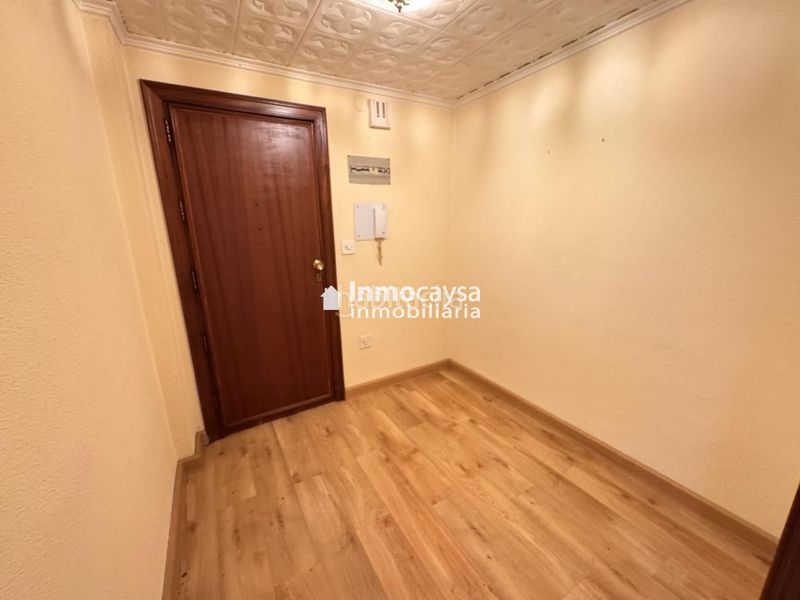 Foto 5d42b3e9-9f0a-4182-93f0-ecc5b835979e. Piso  céntrico en Xàtiva