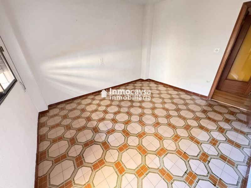 Foto 7600a8a9-7b33-42a5-acdc-cad9d6ed5884. Piso  céntrico en Xàtiva