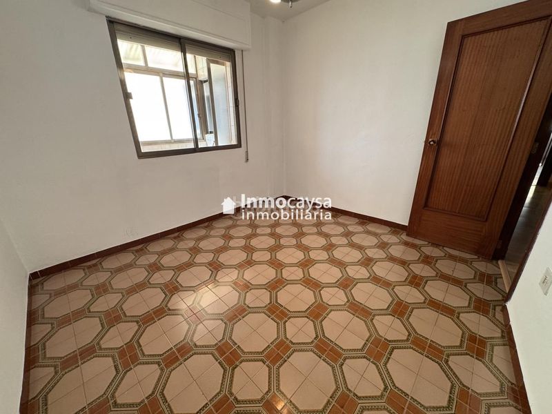 Foto fcc8c604-91d8-40b8-8edd-45a01572e4a3. Piso  céntrico en Xàtiva