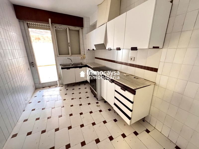Foto 3701143d-e737-4292-9c53-380713c5b0d6. Pis a Xàtiva