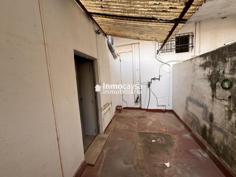 Foto 427bc70e-ff7d-4c19-9765-73ce58b39569. Local comercial a Xàtiva