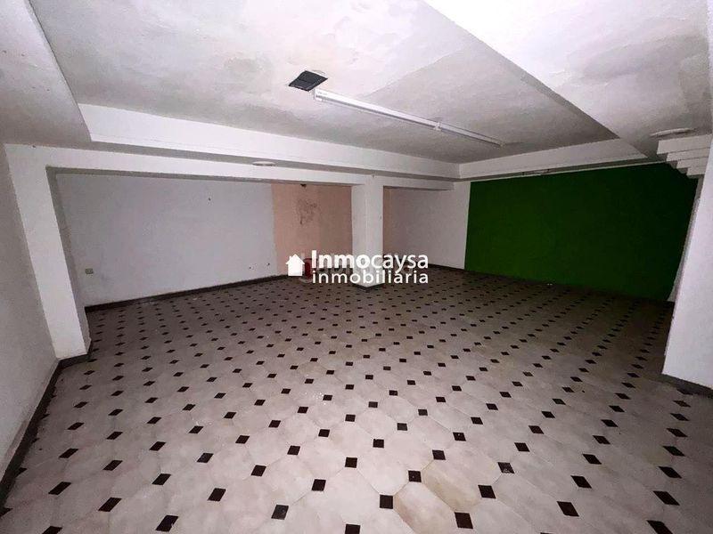 Foto ecb2fba1-0409-44ef-b9f9-ade254207540. Local comercial a Xàtiva