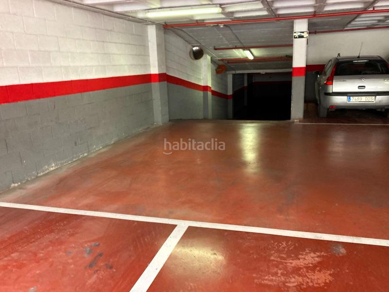 Foto ee1d3739-987c-43c2-8926-d093972c502b. Aparcament cotxe a calle capitan segarra 39 a Mercado Alicante