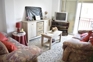 Appartement à Carolinas Altas. Vivienda amplia, llena de luz, junto al tram hospital!!