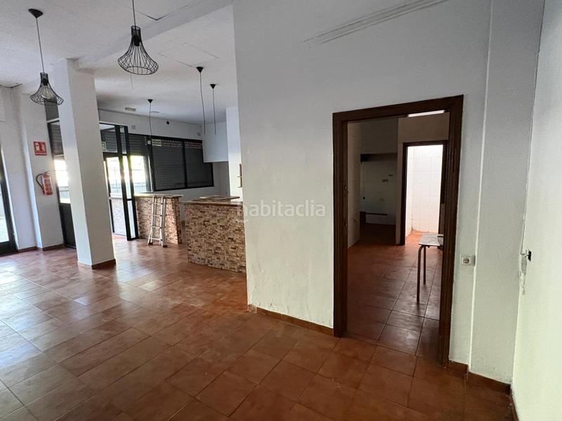 Foto ae8966f2-84a8-4cc9-baa2-a403f4c401b8. Alquiler local comercial local comercia con licencia para restauracion zona Babel frente hotel nh en Alicante