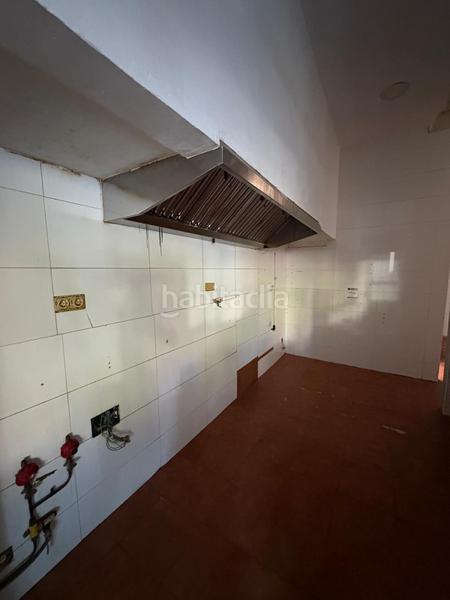 Foto b5653ec3-42da-4092-9303-92965c146376. Alquiler local comercial local comercia con licencia para restauracion zona Babel frente hotel nh en Alicante