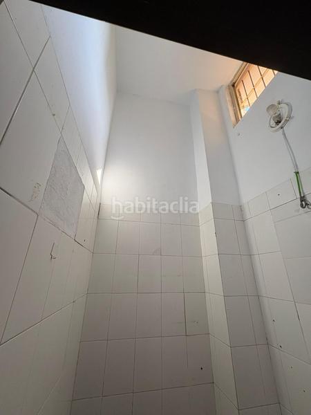 Foto ccbdffc7-36b5-4f2a-8406-c808e3539528. Lloguer local comercial a Babel Alicante