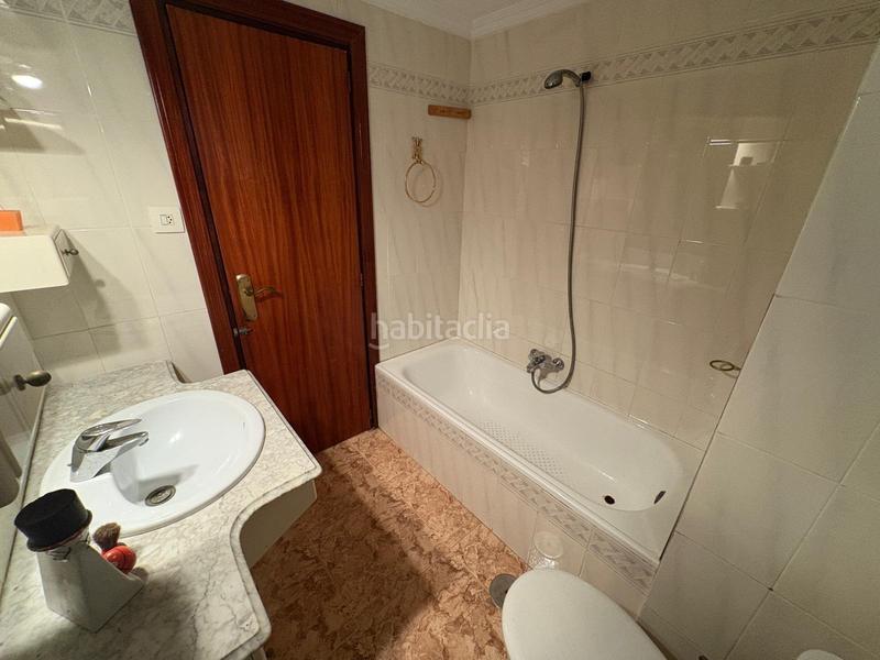 Foto cc74c80f-49c8-40b8-b32d-d8b25627781a. Piso acogedora vivienda en primer piso, junto al bulevar del pla. en Alicante