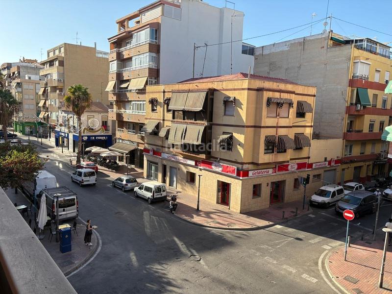 Foto 30a49698-3d85-4667-b243-cb8bc6a4762f. Appartement dans Carolinas Altas Alicante