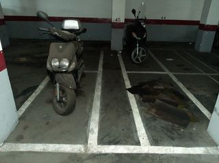 Alquiler Parking moto  Carrer de francesc llunell. Parking para moto