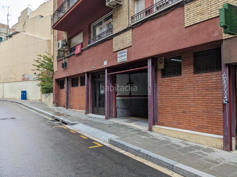 Foto c475ccca-97c4-419a-9130-60acfc687ebb. Alquiler parking moto en carrer de leiva 1 parking alquiler moto en Barcelona
