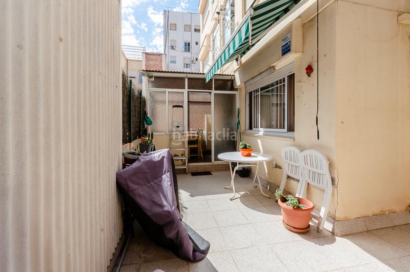 Foto 181b70a3-ab4c-4dea-a351-b68246c25ae9. Piso amplio piso con terraza y plaza de aparcamiento en Hospitalet de Llobregat (L´)