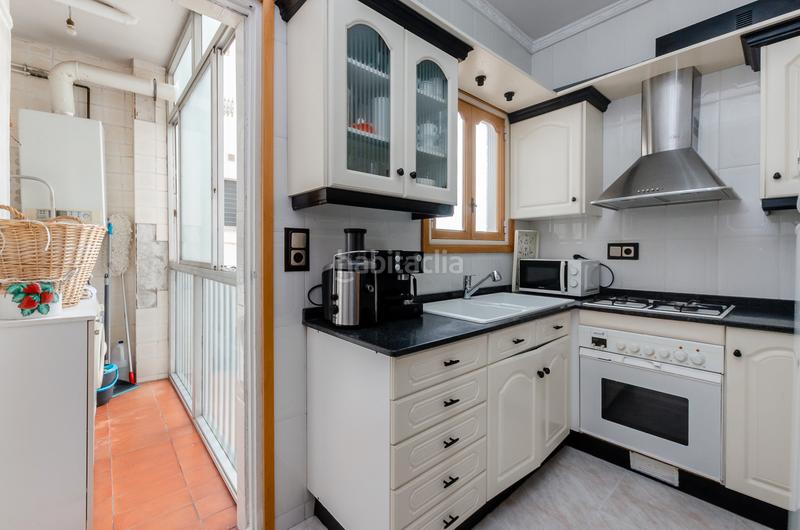 Foto 25b5e833-2e56-4e96-bed3-085e513d2713. Etagenwohnung mit heizung in Sants Barcelona