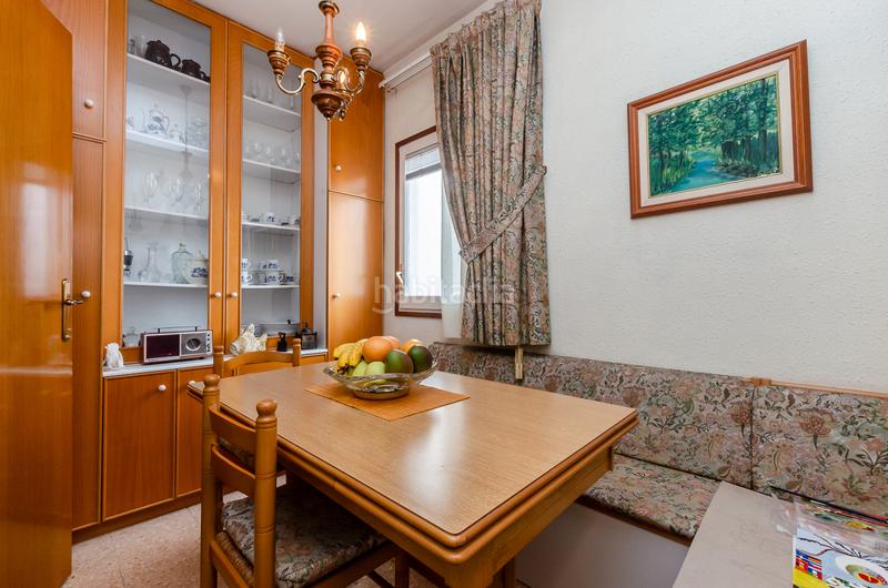 Foto 80dc9ee6-4565-4d83-9faa-4f34fd6f45cb. Etagenwohnung mit heizung in Sants Barcelona