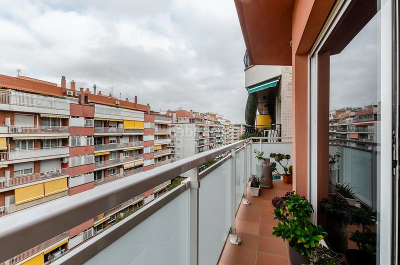 Foto b71b29d0-aa6d-473b-8a2f-6f1ade5307e5. Etagenwohnung mit heizung in Sants Barcelona