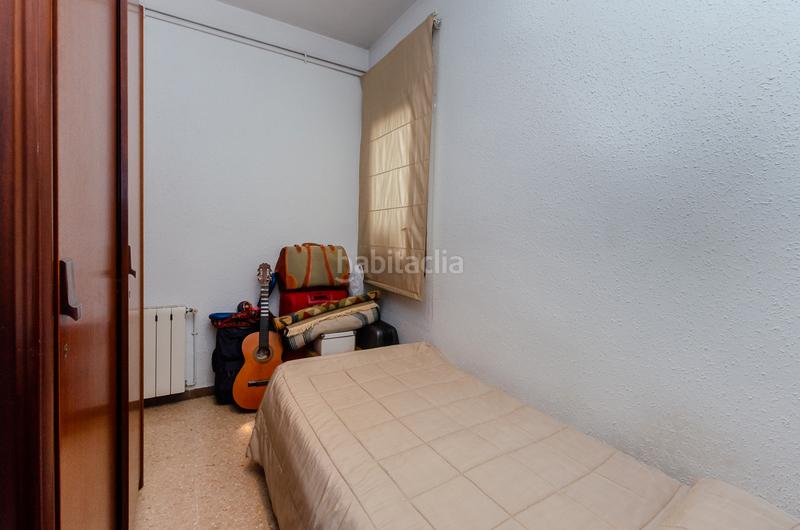 Foto b7cc1a7e-3af0-442c-b028-9b18cc28a916. Etagenwohnung mit heizung in Sants Barcelona