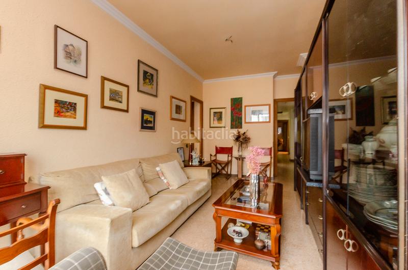 Foto c56efdd9-ad24-4651-9218-db5e3be6a734. Etagenwohnung mit heizung in Sants Barcelona