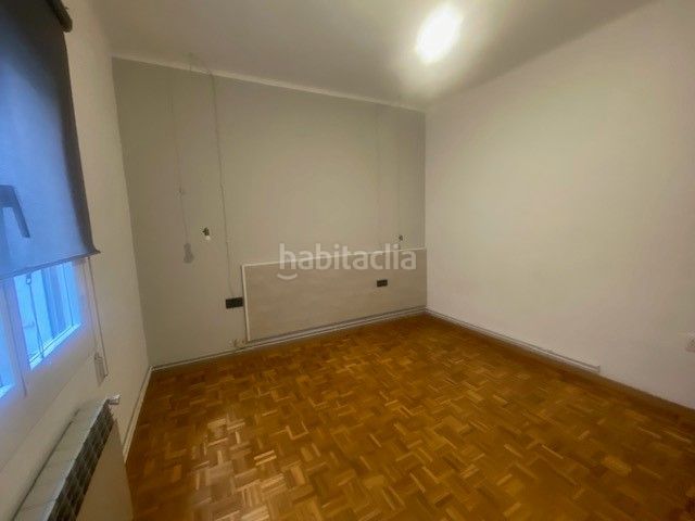 Foto 5898f4c4-4aab-40c9-9032-e2562ff719f3. Pis amb calefacció a Turó de la Peira Barcelona