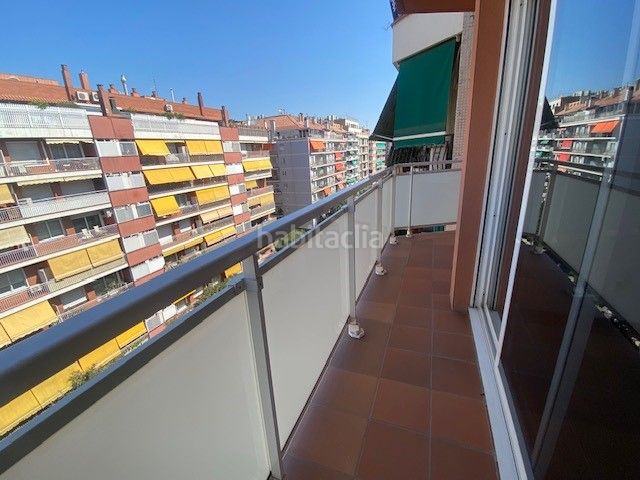 Foto 21e800a6-32ca-4c90-a159-18db2ee75089. Pis amb calefacció a Sants-Badal Barcelona