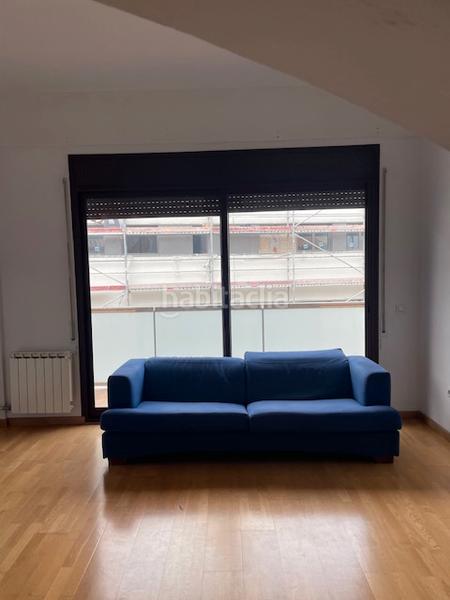 Foto 0da48c94-7872-462e-ac85-40e68f559036. Alquiler dúplex en carrer joaquim botet i sisó 28 pis per estudiants amb 3 suites en Girona