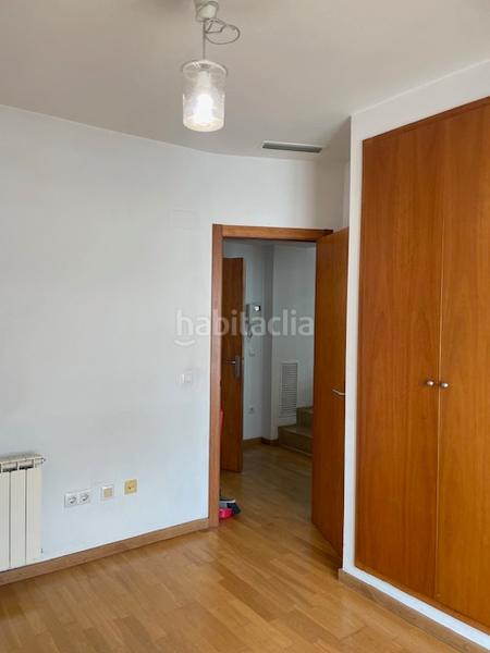 Foto 40640802-34d4-46fc-bf94-1a0237a4b21d. Alquiler dúplex en carrer joaquim botet i sisó 28 pis per estudiants amb 3 suites en Girona