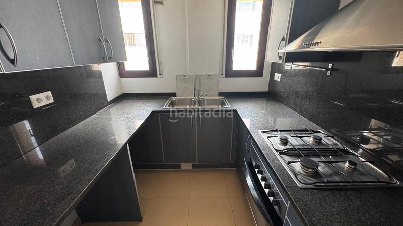 Foto 8cf9d354-3b92-4c29-9727-ecbd53f54bee. Alquiler dúplex en carrer joaquim botet i sisó 28 pis per estudiants amb 3 suites en Girona