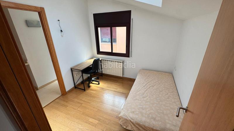 Foto e672c4cf-c673-49f0-a4e4-4dd2e1b77efa. Alquiler dúplex en carrer joaquim botet i sisó 28 pis per estudiants amb 3 suites en Girona