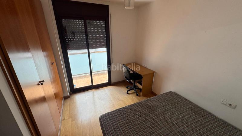Foto f49a6a52-1639-48b7-88d3-5e587f74cb4f. Alquiler dúplex en carrer joaquim botet i sisó 28 pis per estudiants amb 3 suites en Girona