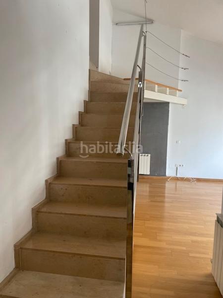 Foto fffa02b2-db6d-42a4-8e13-4269061fd144. Alquiler dúplex en carrer joaquim botet i sisó 28 pis per estudiants amb 3 suites en Girona