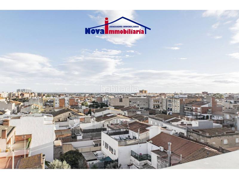Foto e59e8429-bfc2-42cf-8373-1678a60372d7. Ático  con balcón en Centre Viladecans
