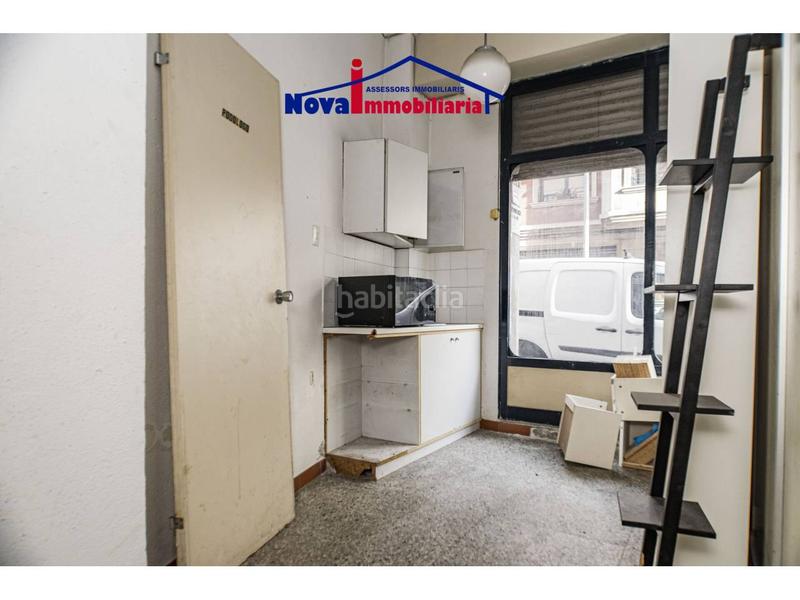 Foto b9fc1b18-2335-4bc6-89cf-5931459ef480. Local commercial dans Guinardó Barcelona